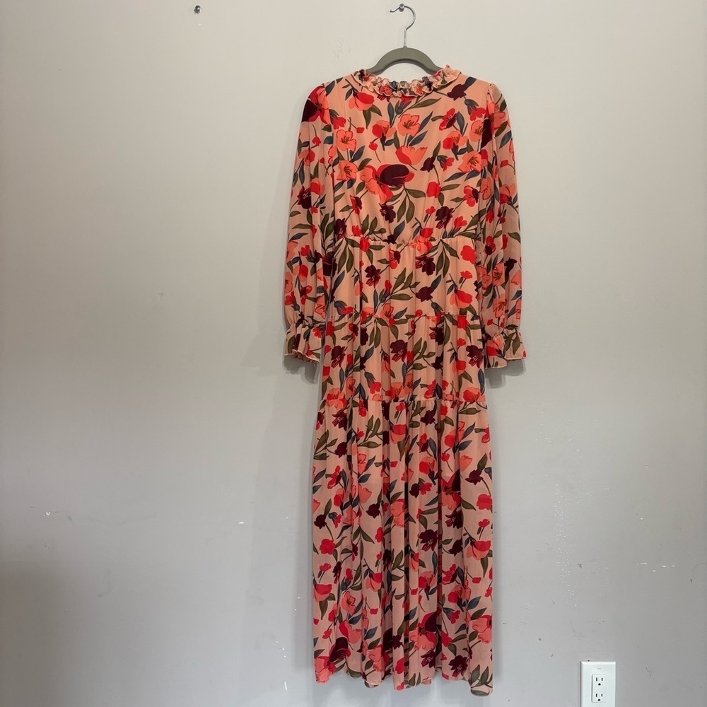 Floral V-Neck Maxi Dress - Picture 4 of 5